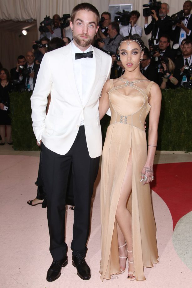 FKA Twigs And Robert Pattinson Silence The Break-Up Rumours By Looking Loved Up At The MET Gala, 2016