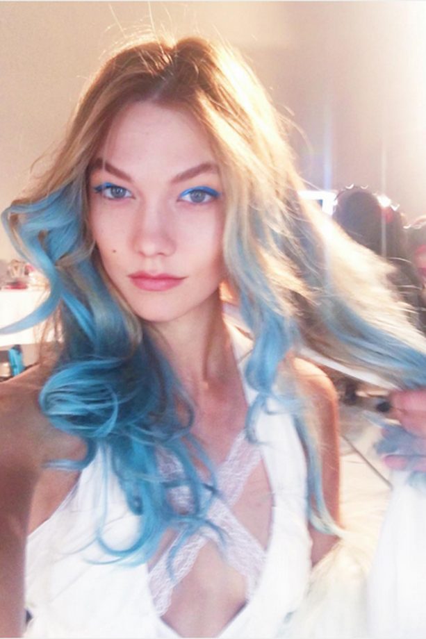 Karlie Kloss Debuts A Bright Blue Dip-Dye On Instagram, 2016