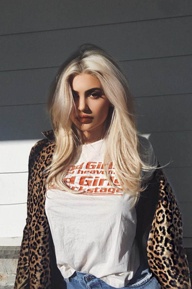 Kylie Becomes A Platinum Blonde Babe