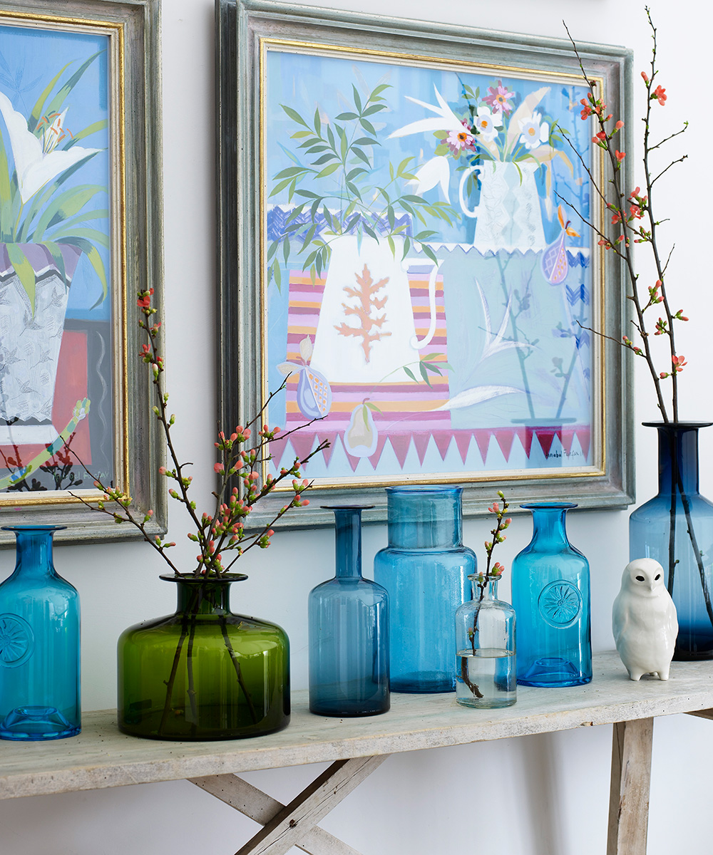 Display artwork