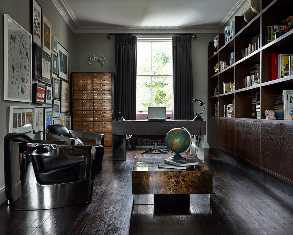 Dramatic London home