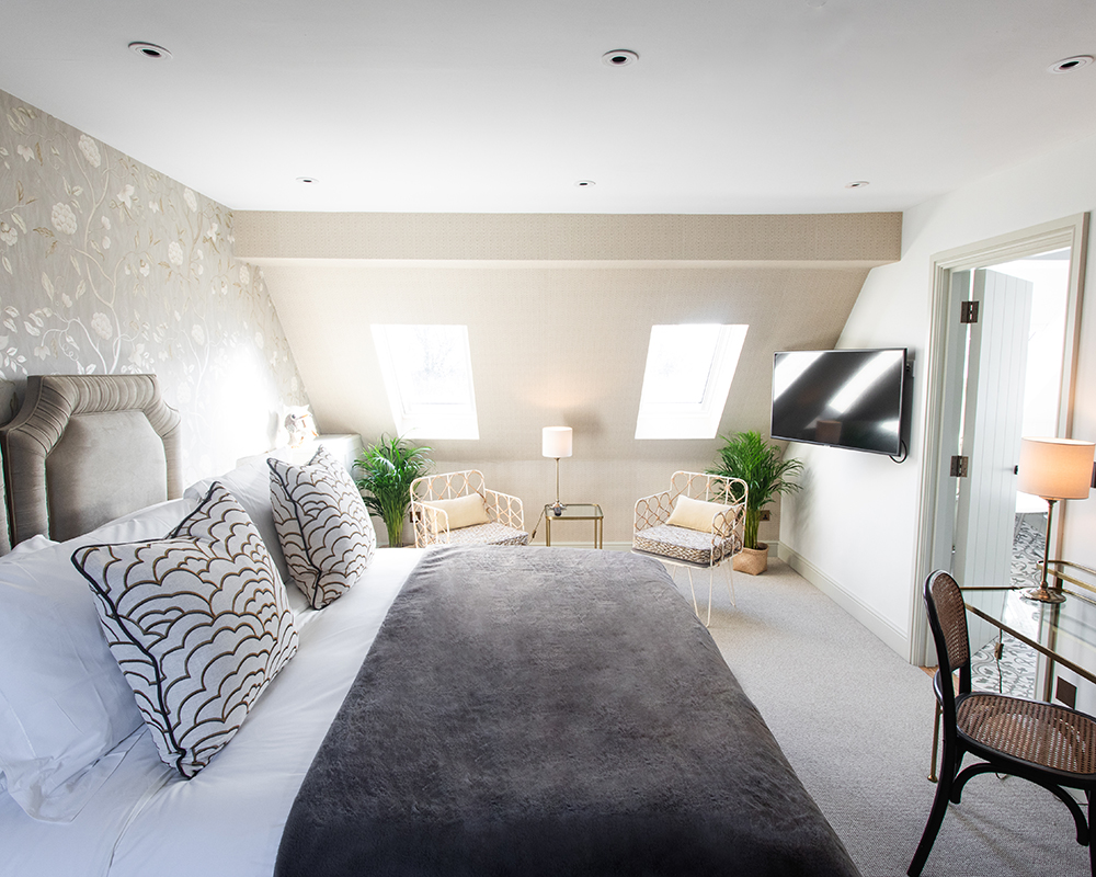 dormy house new suite