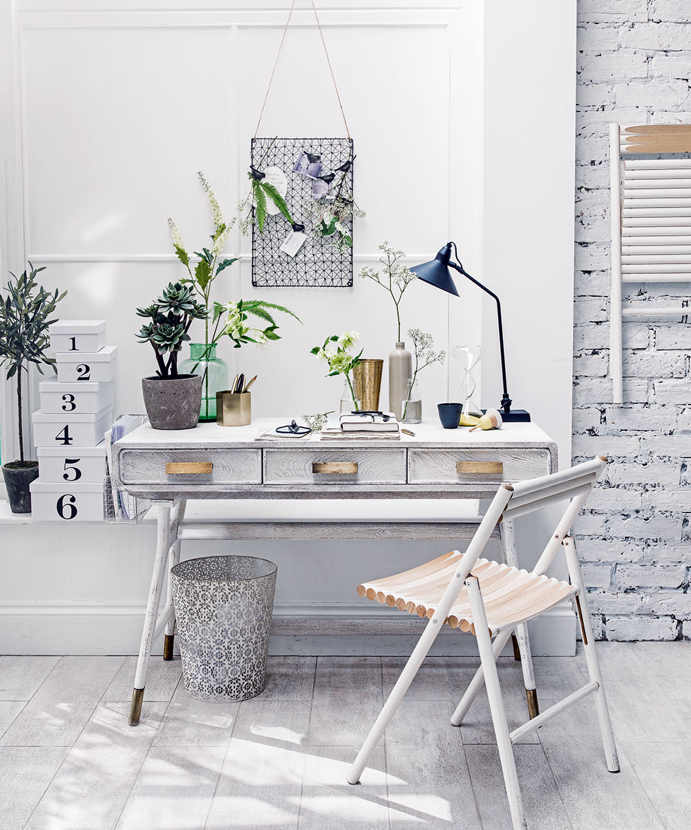 Garden home office