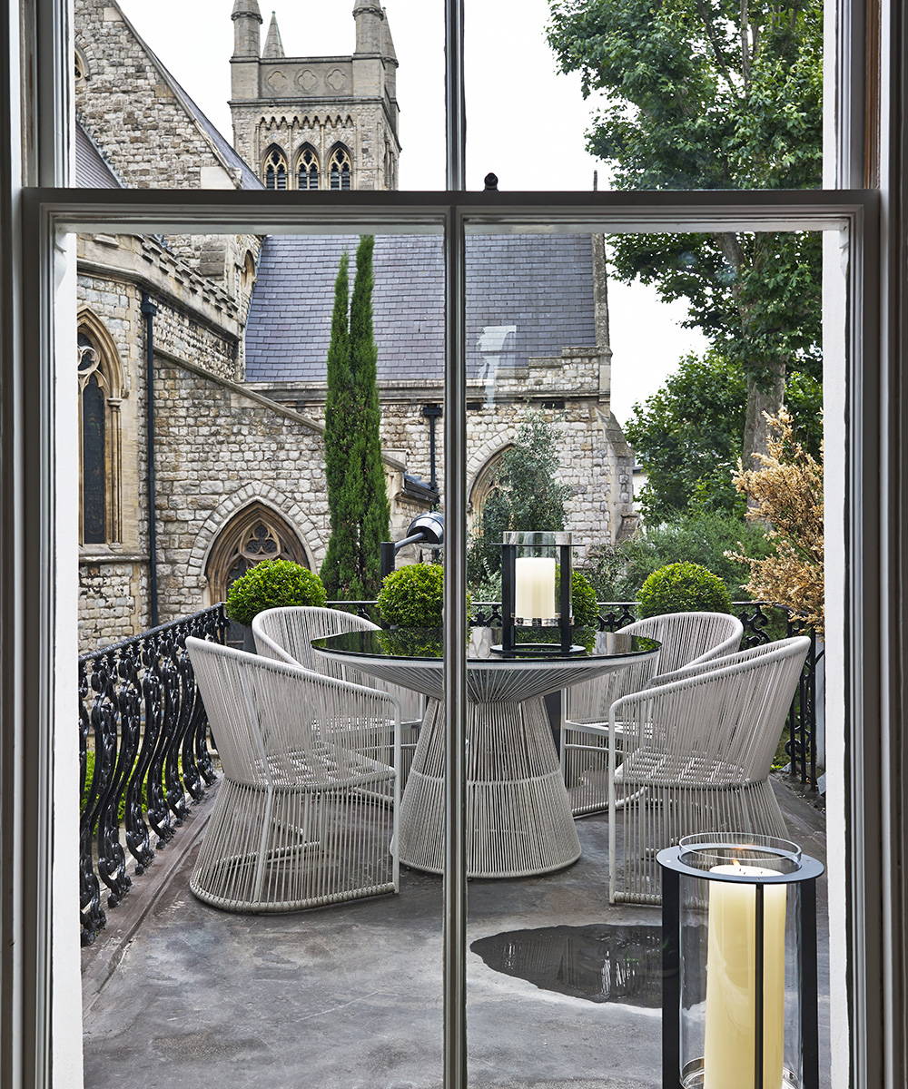 Balcony garden ideas