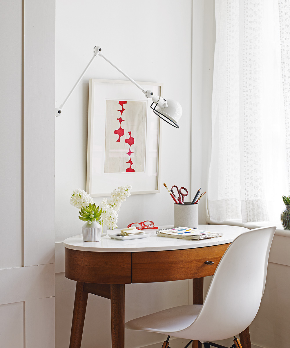 how to decorate small spaces