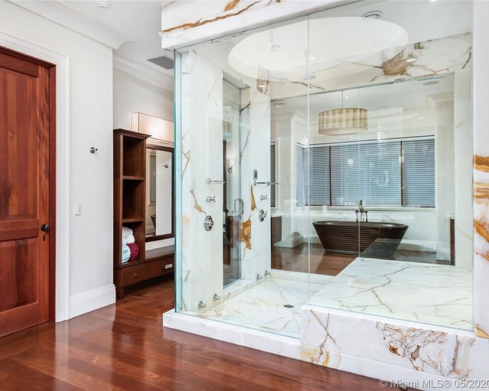 Jennifer Lopez home