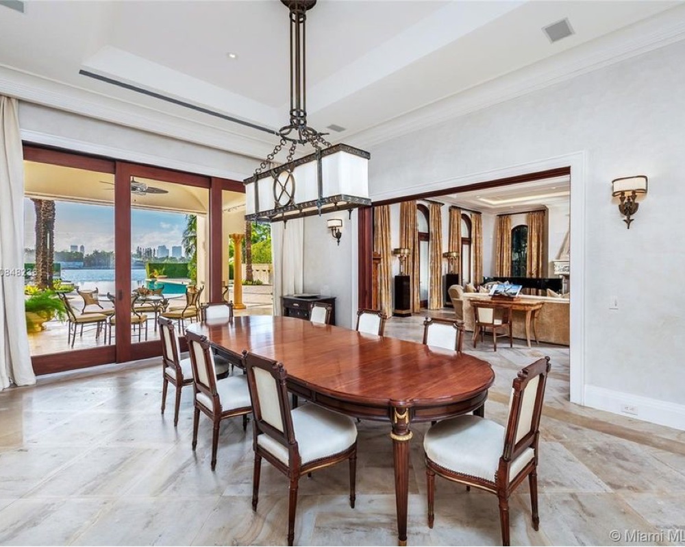 Jennifer Lopez home