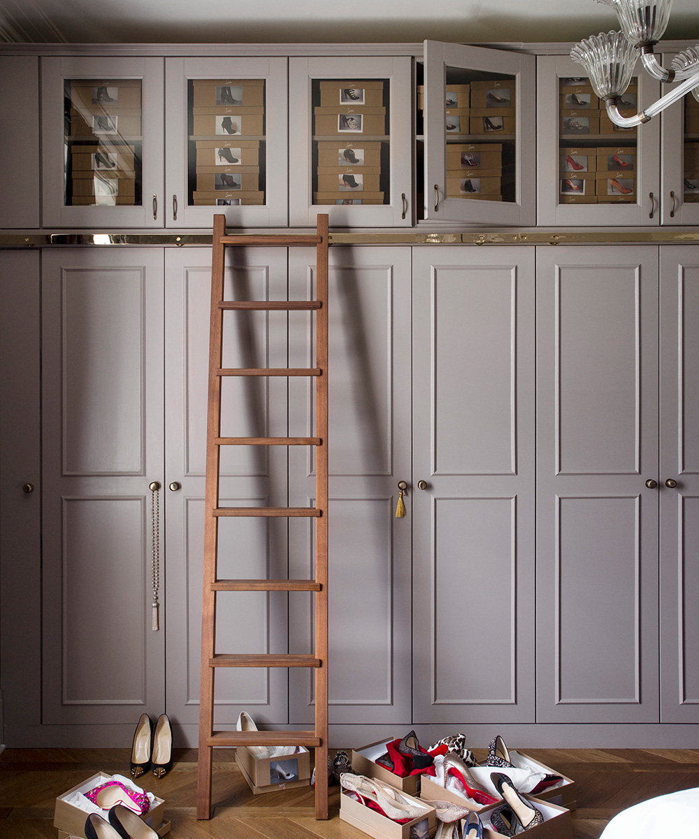 Small bedroom storage ideas