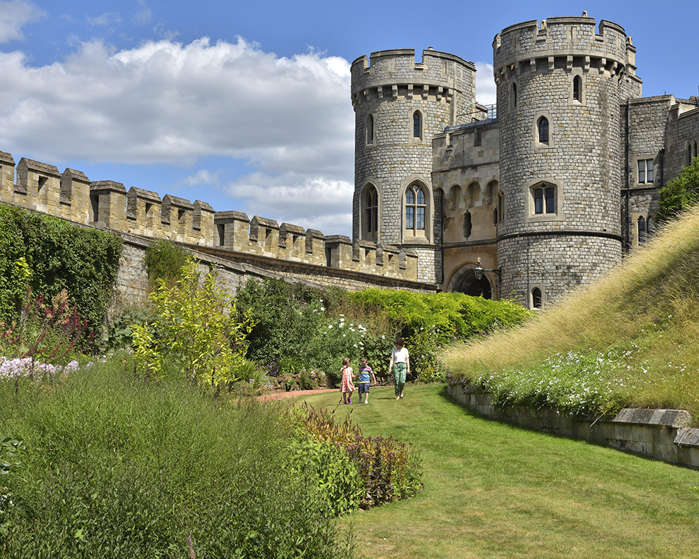 East Terrace Garden opens