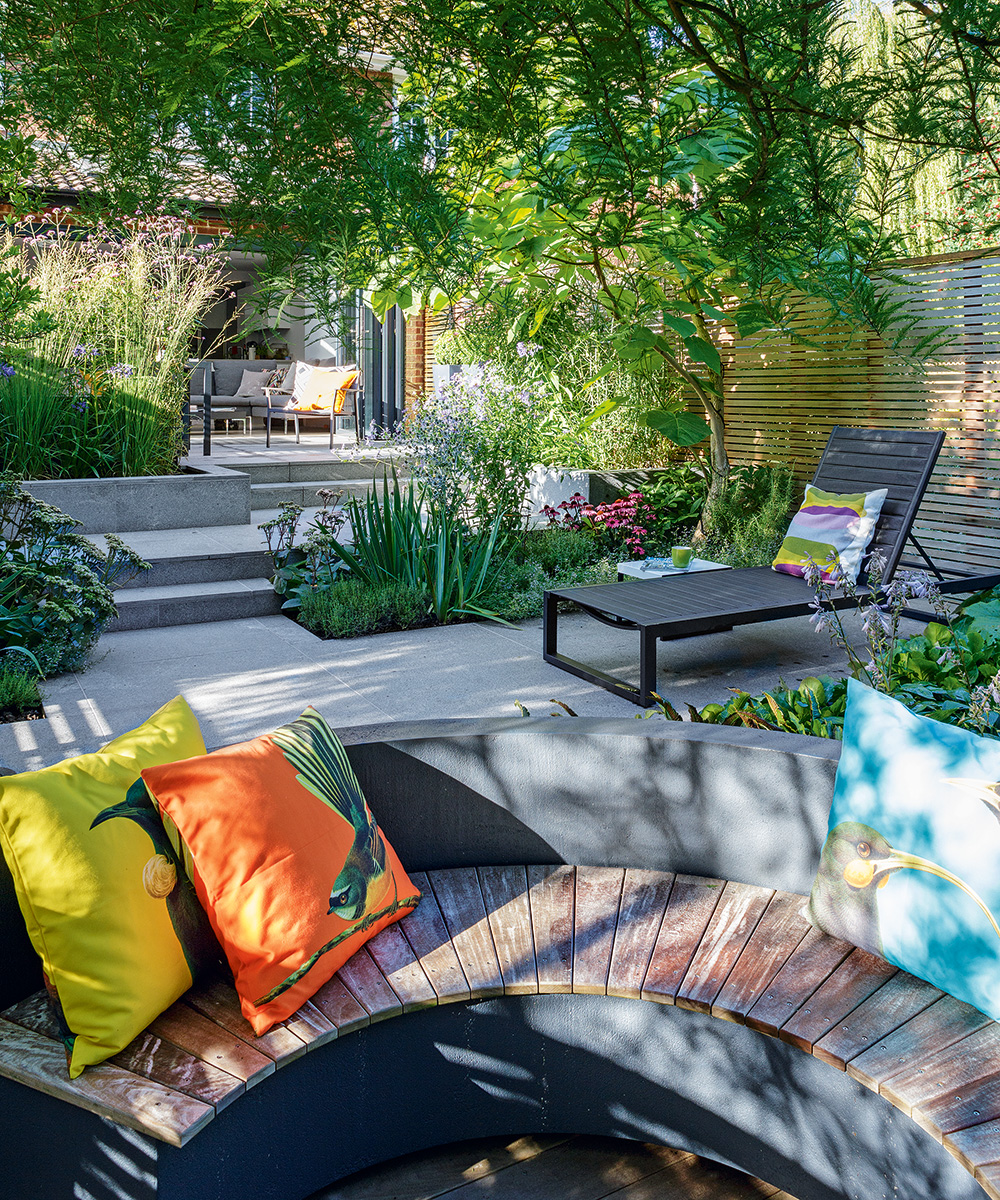 dream garden features