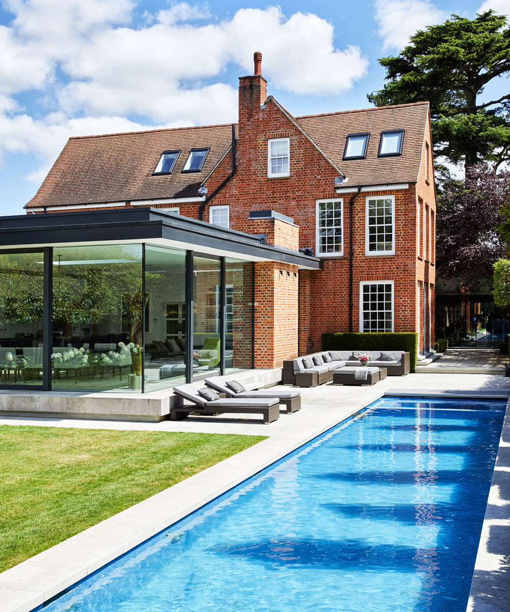 How to commission an architect