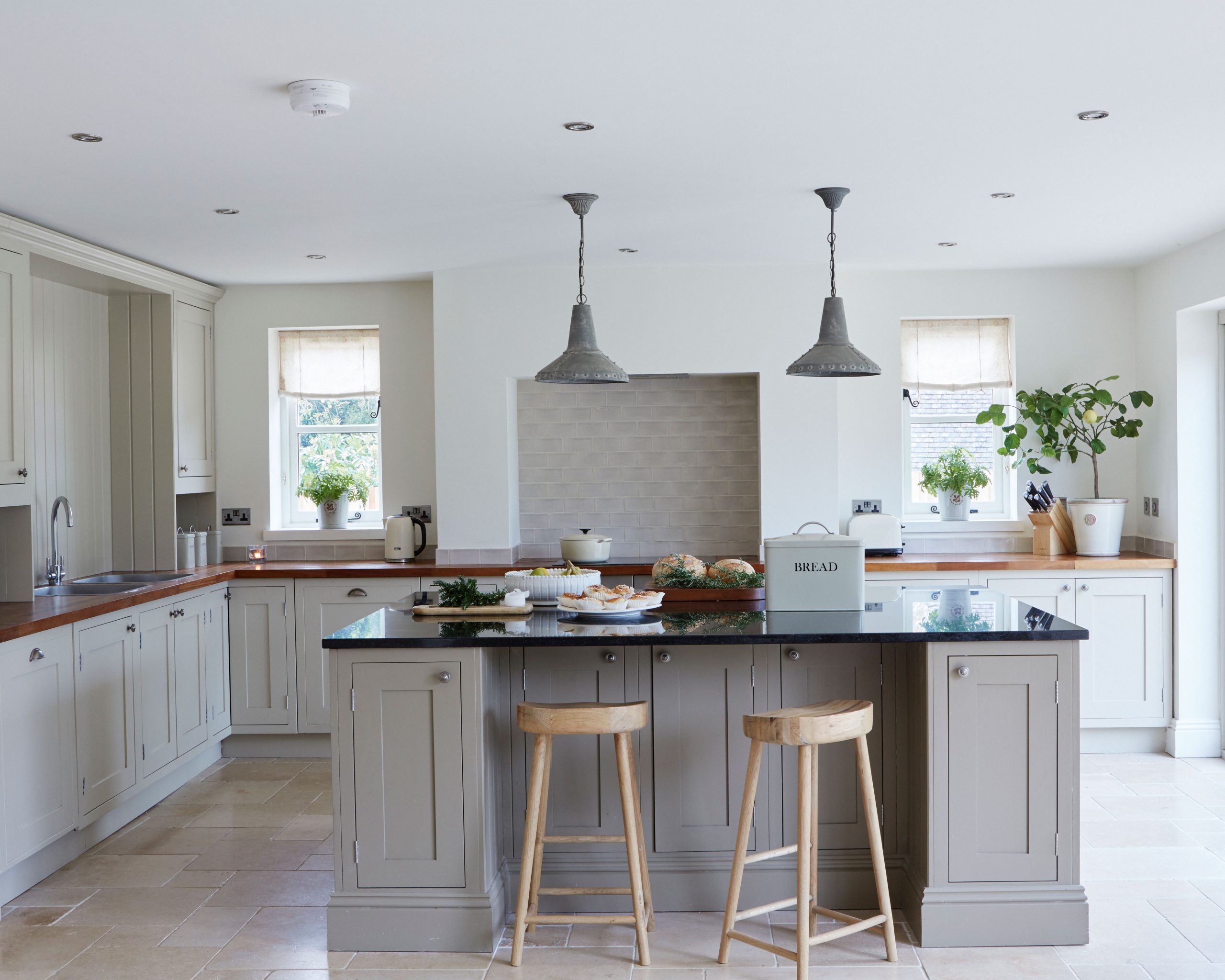 Modern farmhouse ideas 11