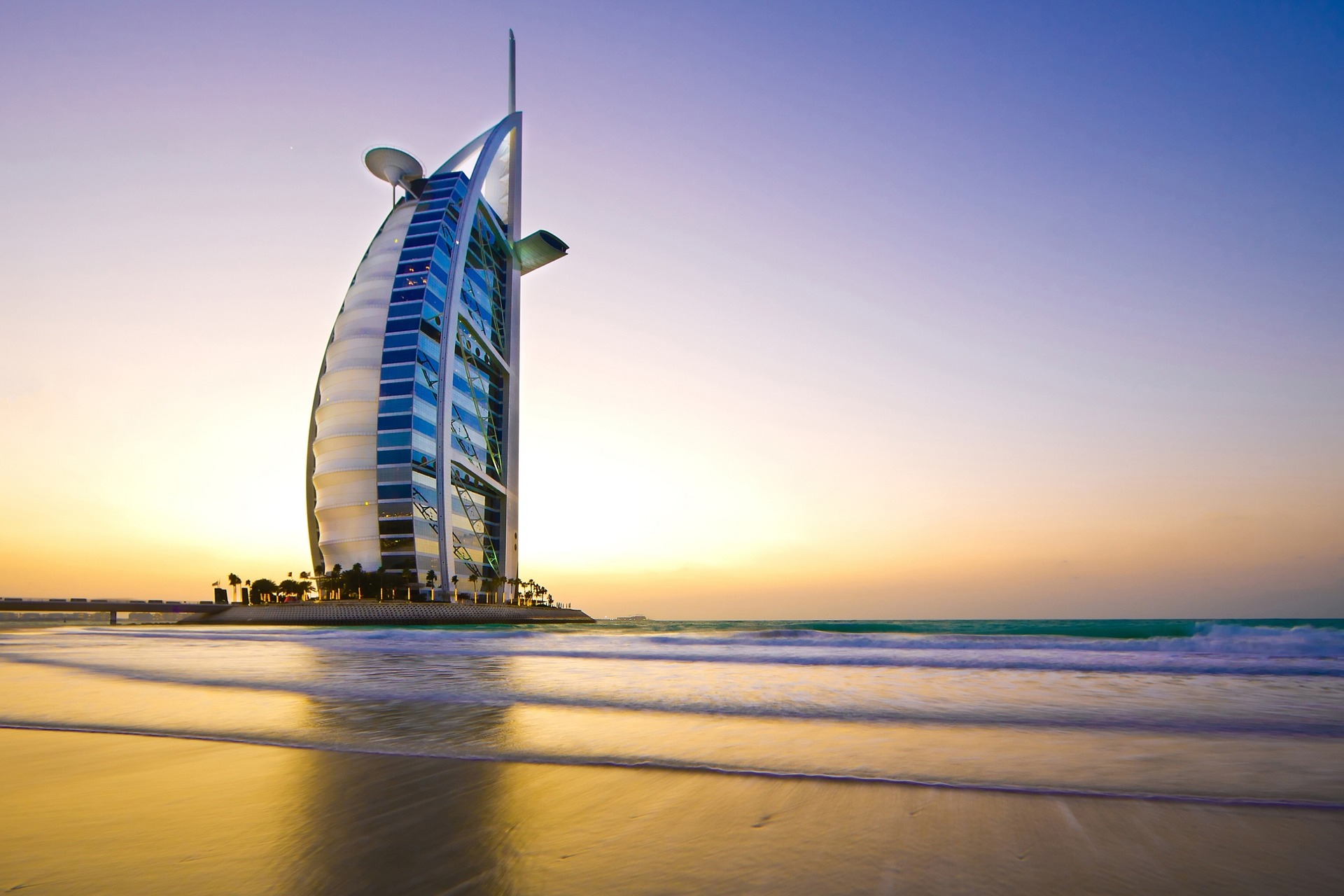Regent Seven Seas Explorer - Burj al Arab, Dubai