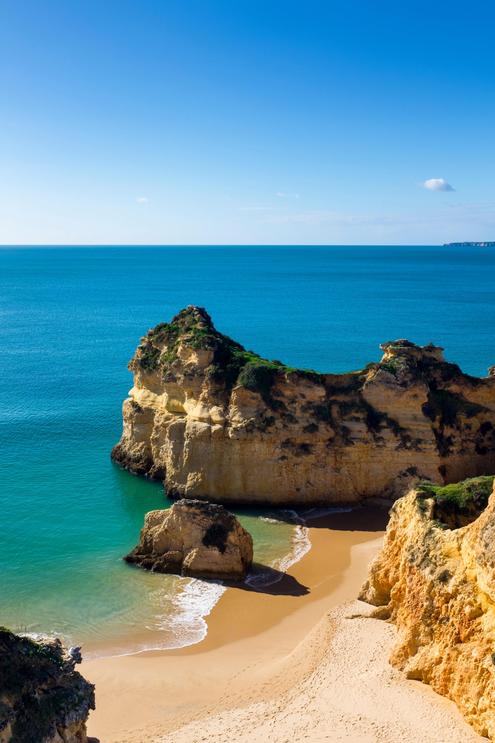 PRAIA DOS TRÊS IRMÃOS, CLOSE TO ALVOR, PORTUGAL