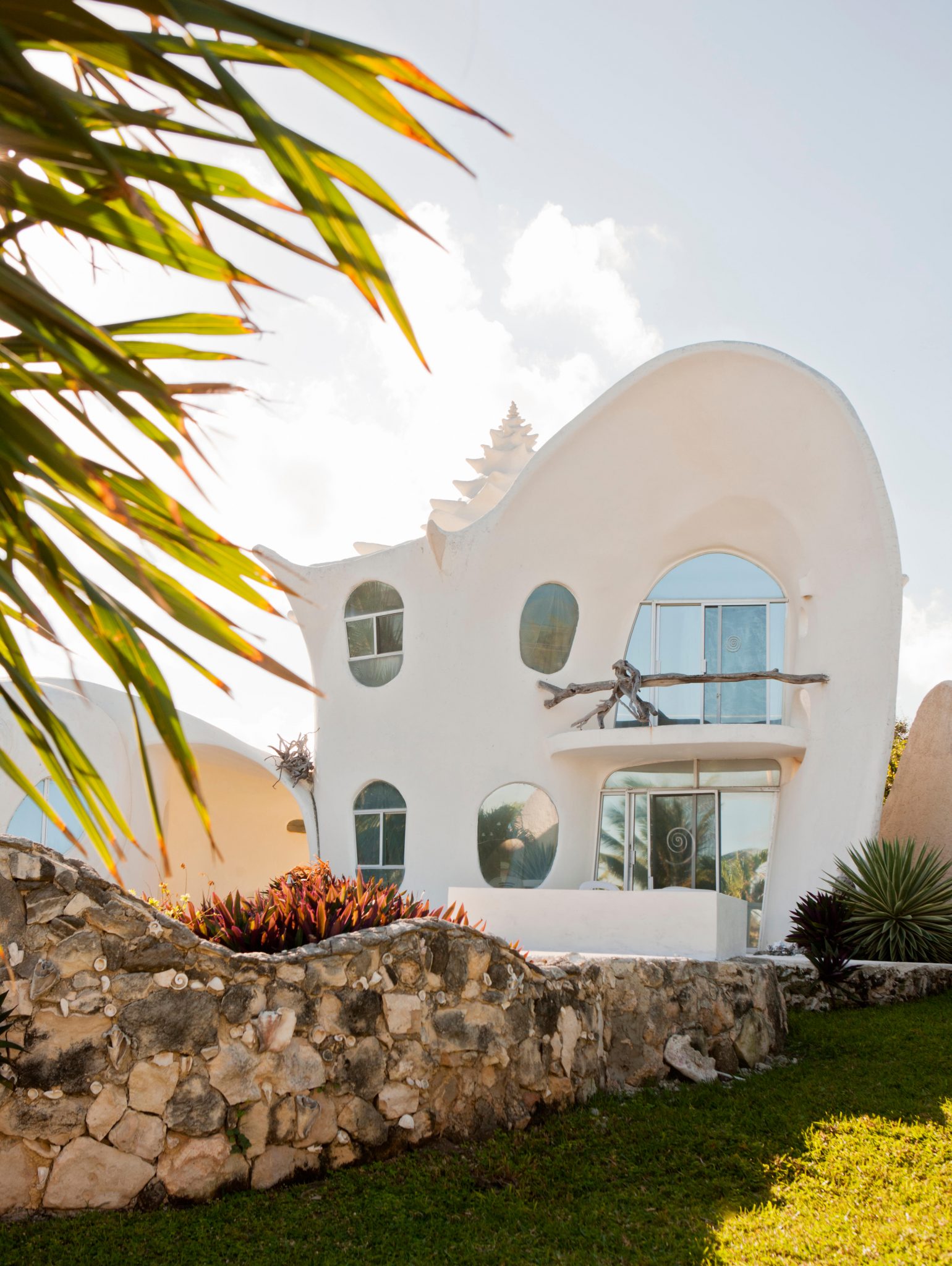 Airbnb's most wishlisted properties will give you serious wanderlust